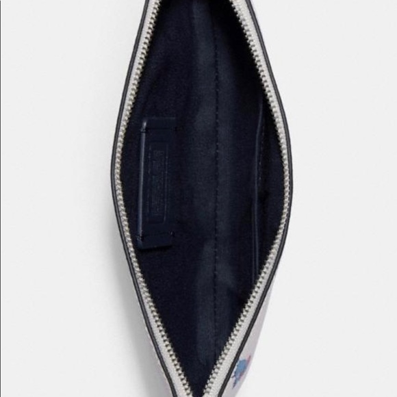 DISNEY X COACH ZIP WRISTLET - Picture 3 of 4